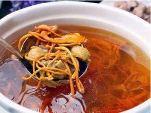 如何一眼辨别毒豆芽